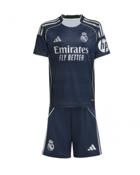 Billige Fotballdrakt Real Madrid Replika Bortedraktsett Barn 2025-26 Kortermet (med bukser)